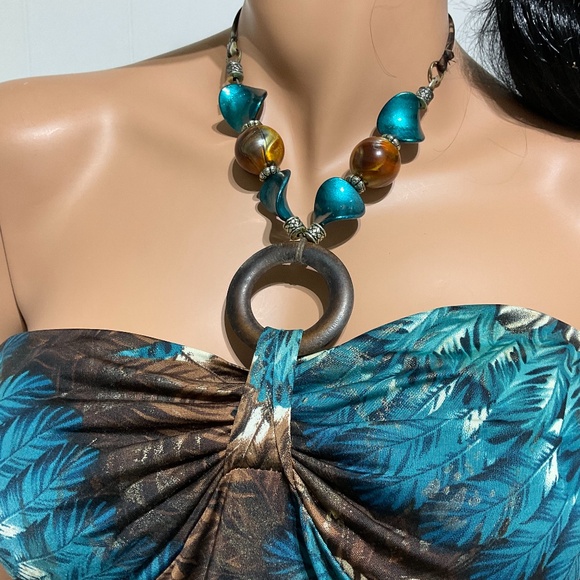 Vintage Belinda Top Blouse Size M Beads accents Halter Padded Bra Stretch USA - Picture 3 of 16